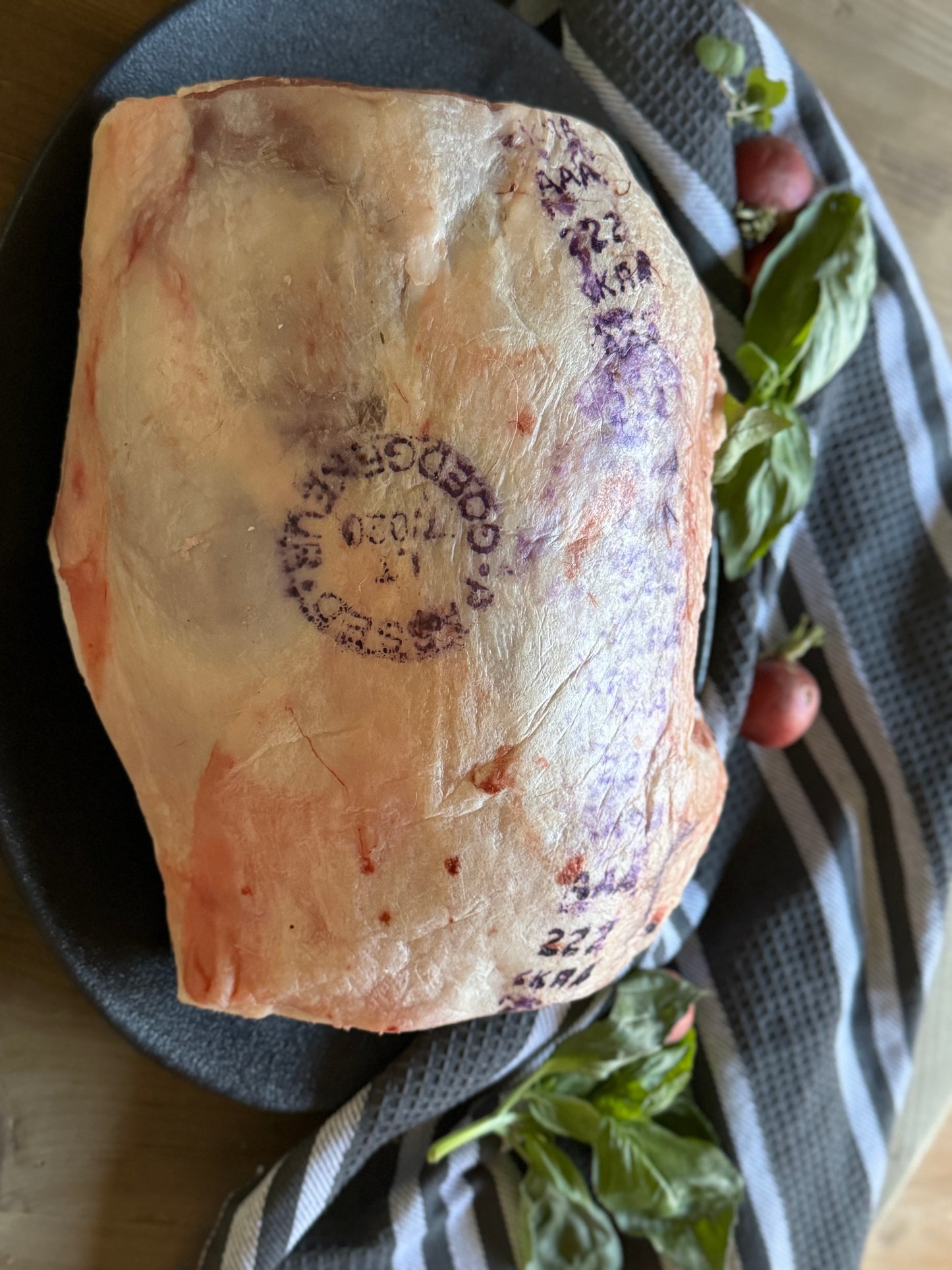 Whole Leg of Lamb (Bone in)