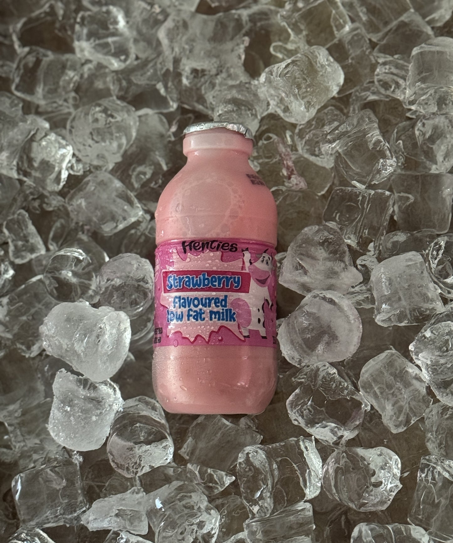 Henties Flavoured Milk (Strawberry)